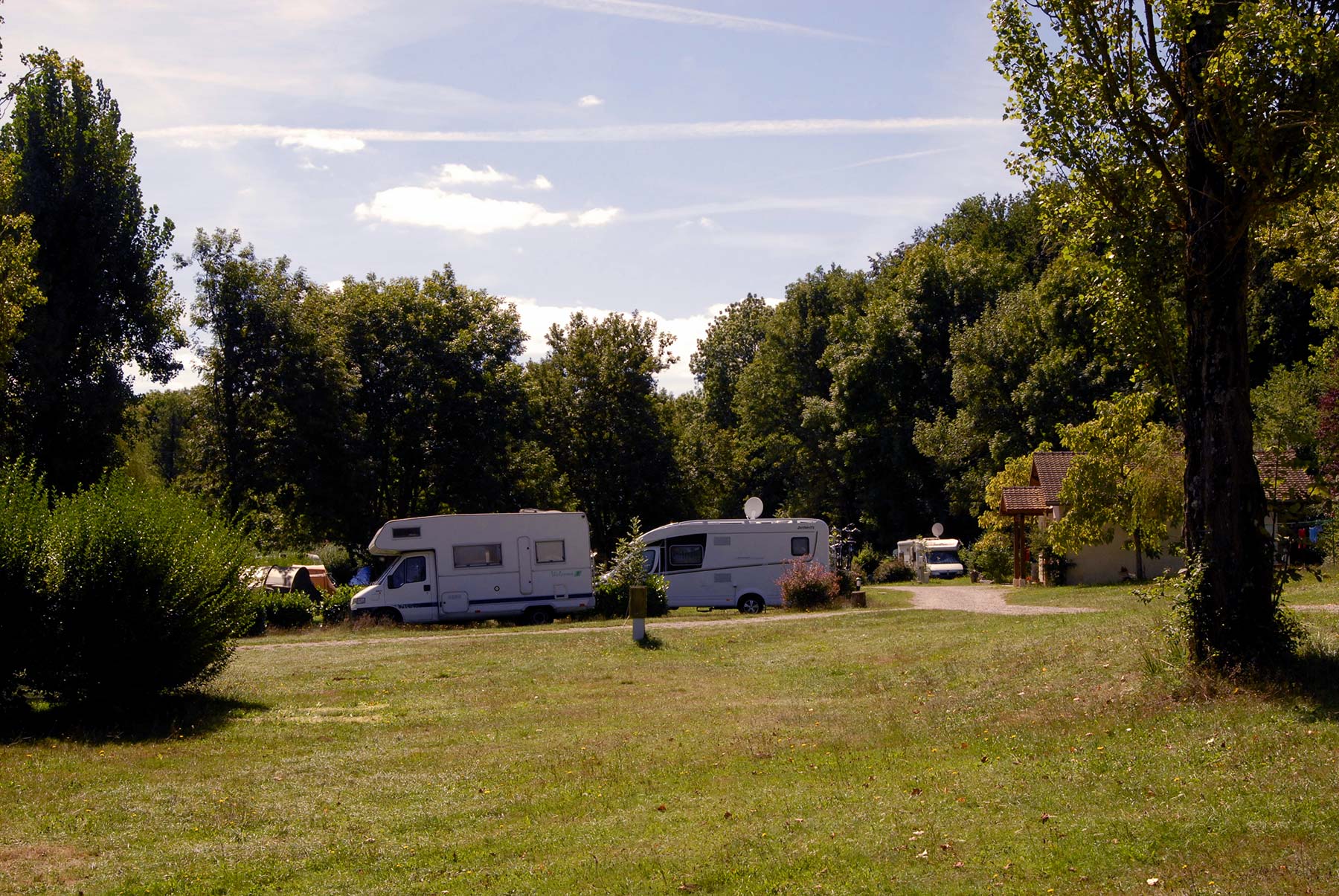camping-Roybon-36-Emplacements